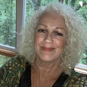 Meet your Posher, Gay